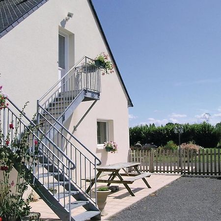 Amazing Apartment In Roz-Landrieux With Kitchen Zewnętrze zdjęcie
