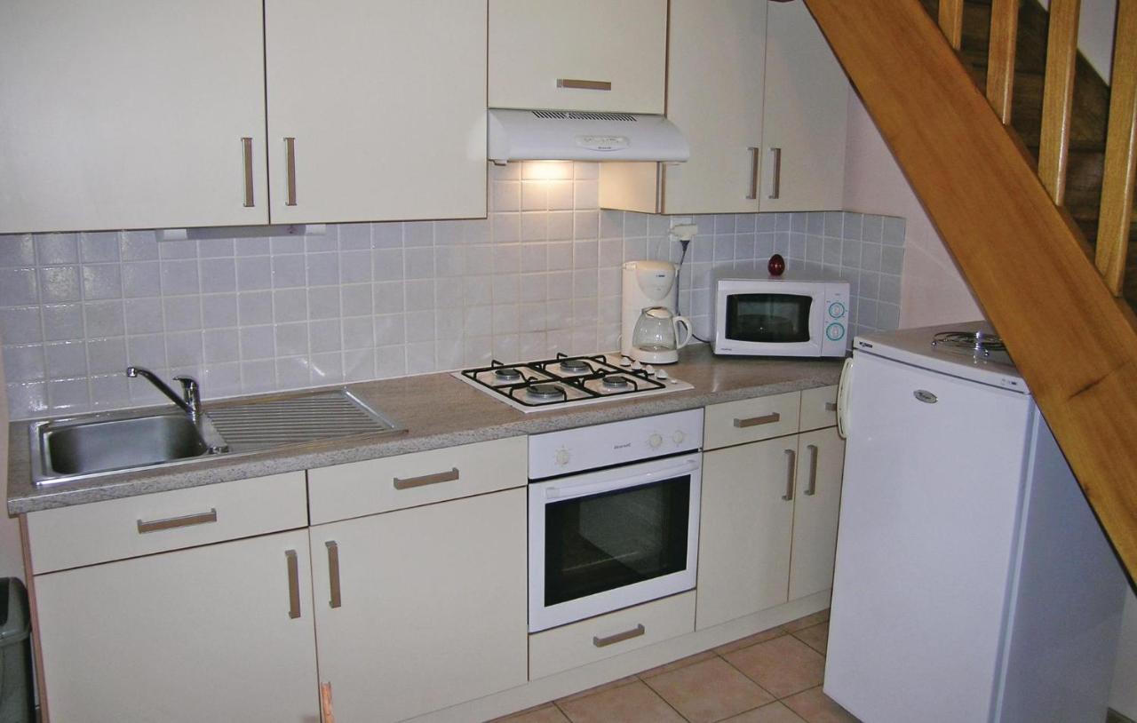 Amazing Apartment In Roz-Landrieux With Kitchen Zewnętrze zdjęcie