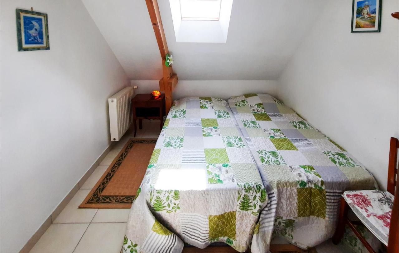 Amazing Apartment In Roz-Landrieux With Kitchen Zewnętrze zdjęcie
