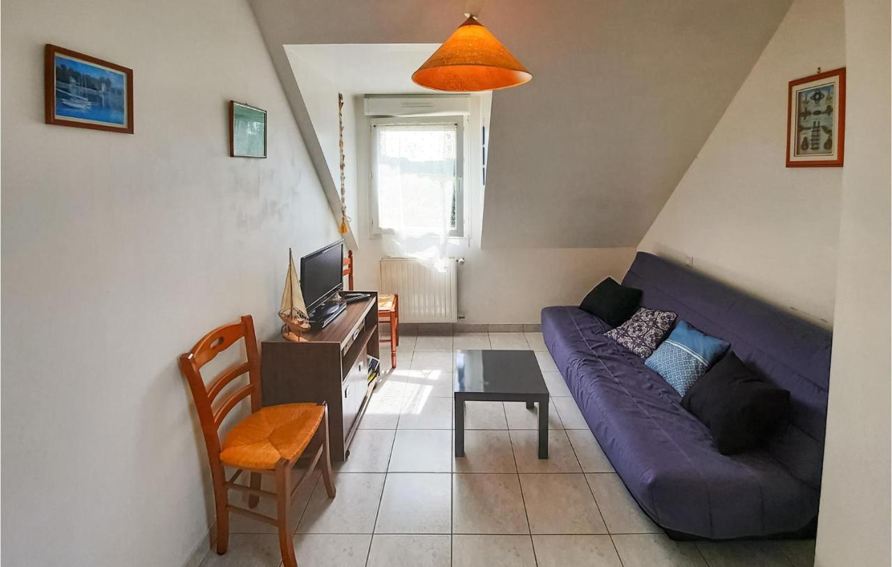 Amazing Apartment In Roz-Landrieux With Kitchen Zewnętrze zdjęcie