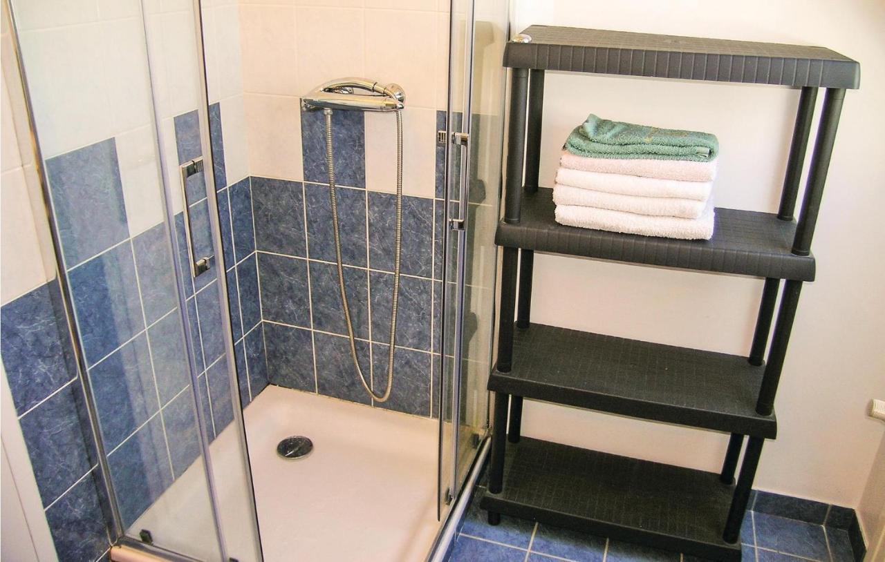 Amazing Apartment In Roz-Landrieux With Kitchen Zewnętrze zdjęcie